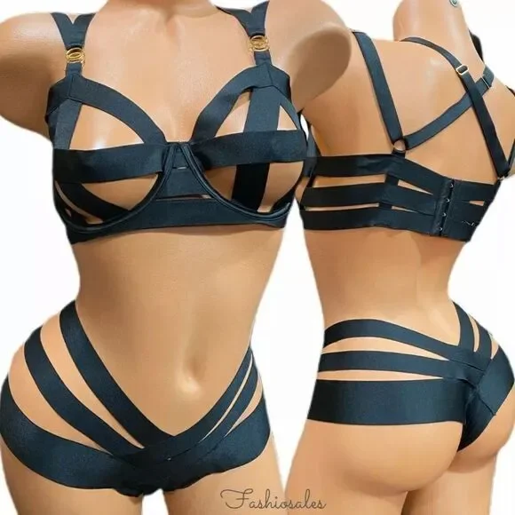 Victoria’s Secret Luxe Seriously sexy Strappy Set Balconette bra & Cheeky Black